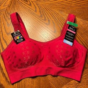 NWT Bali Women's Comfort Revolution DF3488 Size Large